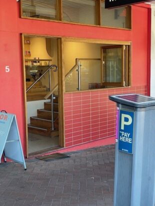 Natural wine shops in Australia